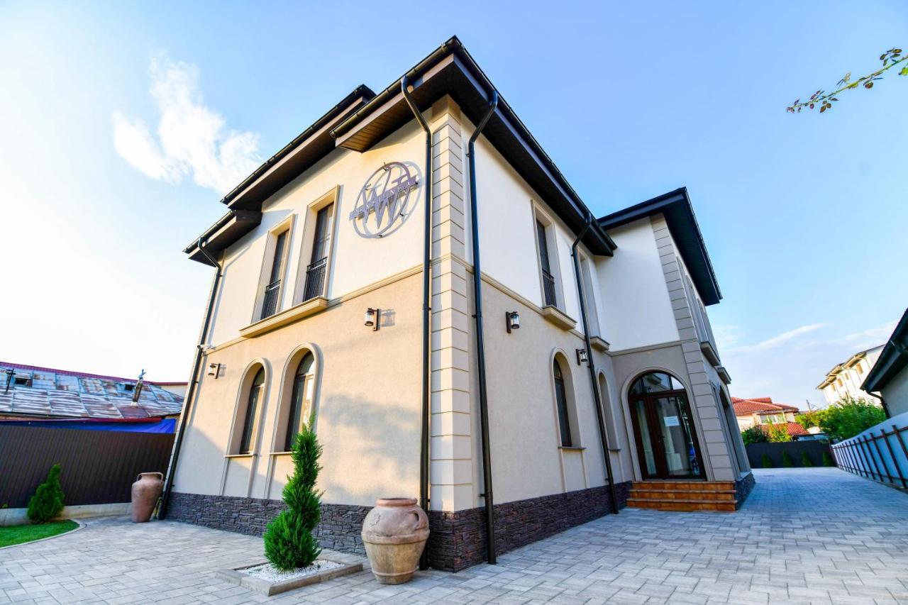 Pensiunea Ww Фокшаны Экстерьер фото